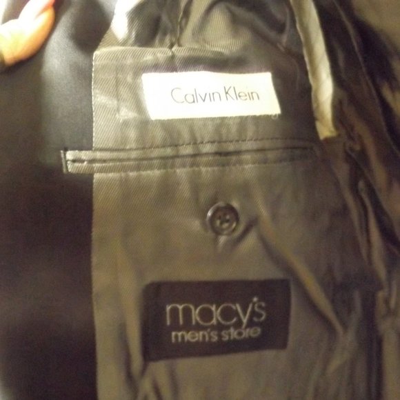 MENS, BIG AND TALL, SIZE 40, CALVIN KLEIN, BLACK SUIT JACKET, WOOL - Picture 4 of 4